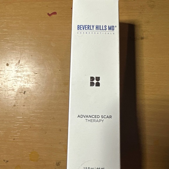 Beverly Hills MD Advanced scar Therapy - Picture 1 of 4